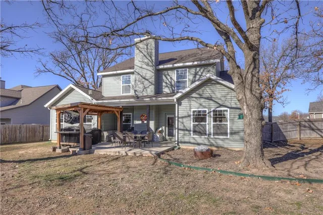 $417,000 | 403 Dogwood Trails Loop, Carl Junction, MO 64834