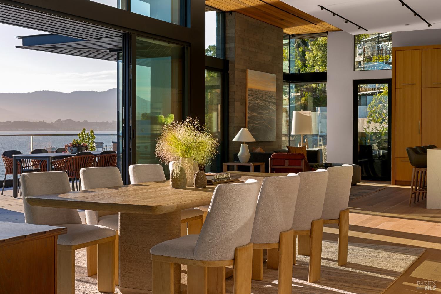 46 Cliff Road Belvedere, CA 94920 - Photo 16 of 57 Gallery Image 16