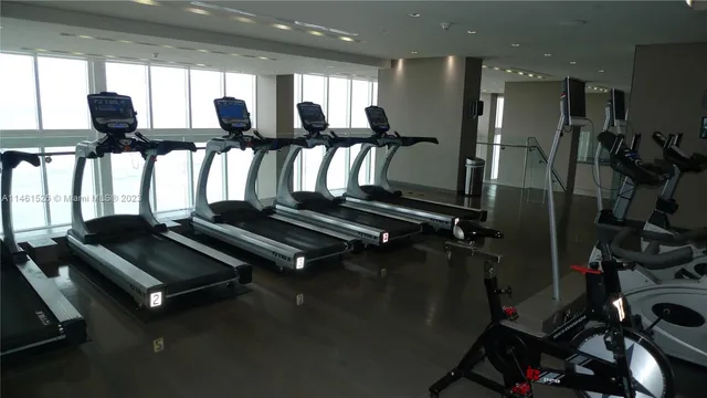 $3,800 | 1830 South Ocean Drive, Unit 1705, Hallandale Beach, FL 33009