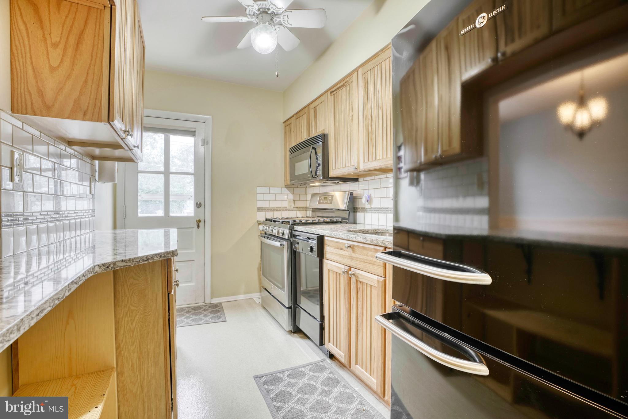 215 Ridge Avenue Towson, MD 21286 - Photo 12 of 47 Gallery Image 12
