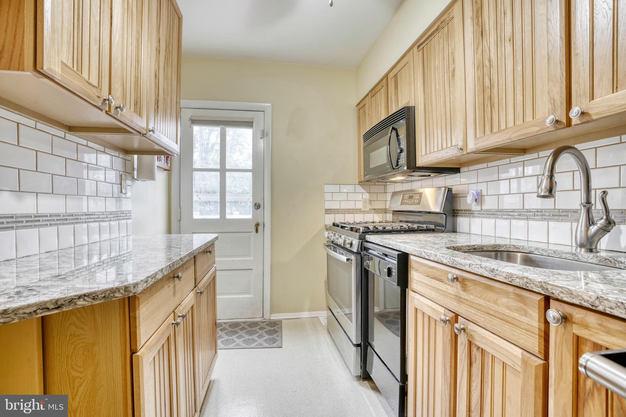 215 Ridge Avenue Towson, MD 21286 - Photo 13 of 47 Gallery Image 13
