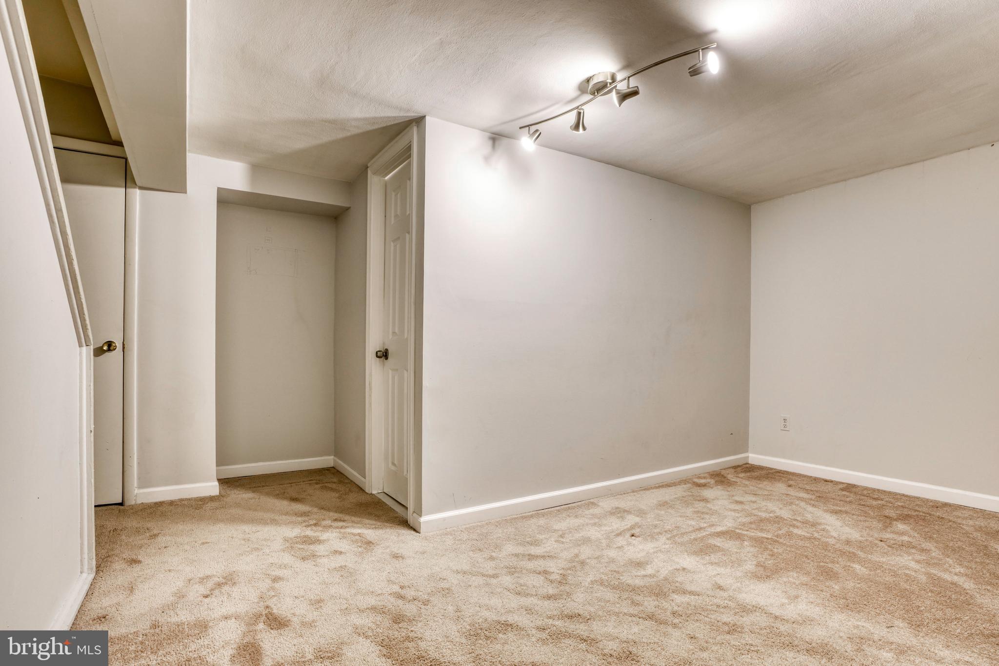 215 Ridge Avenue Towson, MD 21286 - Photo 18 of 47 Gallery Image 18