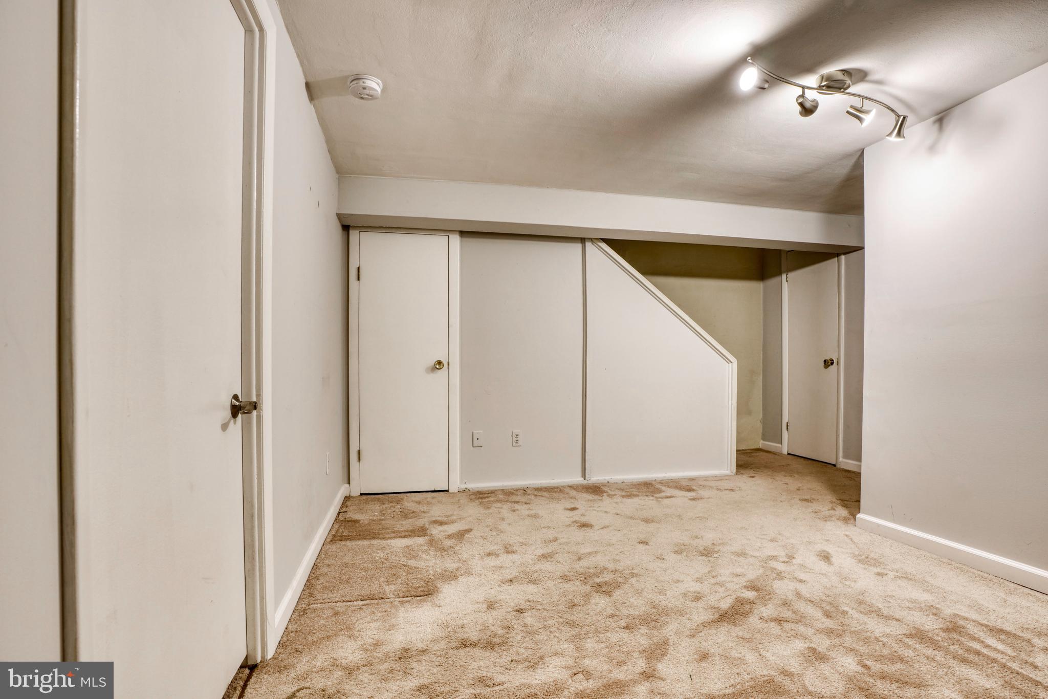 215 Ridge Avenue Towson, MD 21286 - Photo 19 of 47 Gallery Image 19