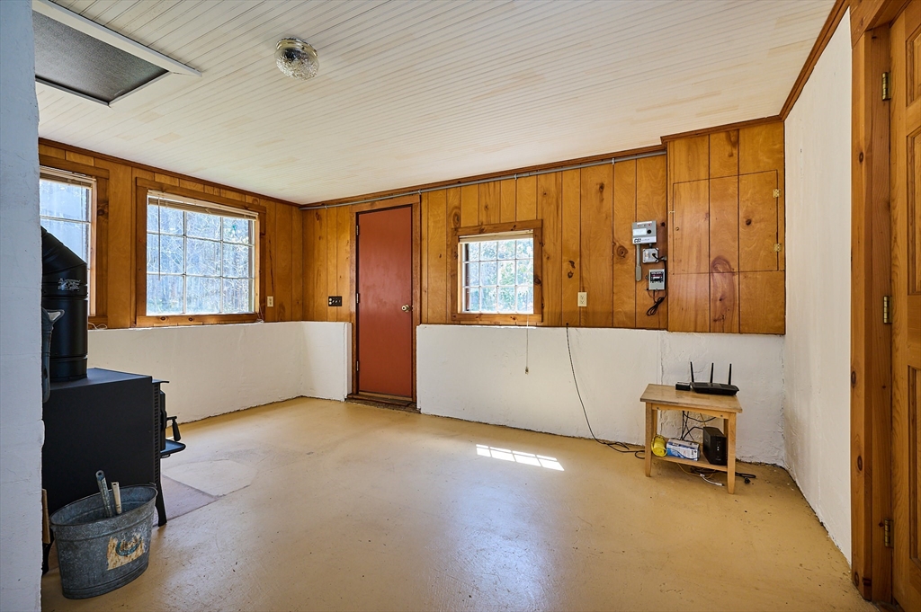 315 Montague Road Shutesbury, MA 01072 - Photo 19 of 42 Gallery Image 19