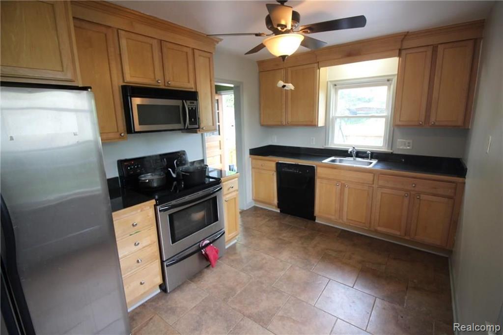 6955 John R Road Troy, MI 48085 - Photo 38 of 40