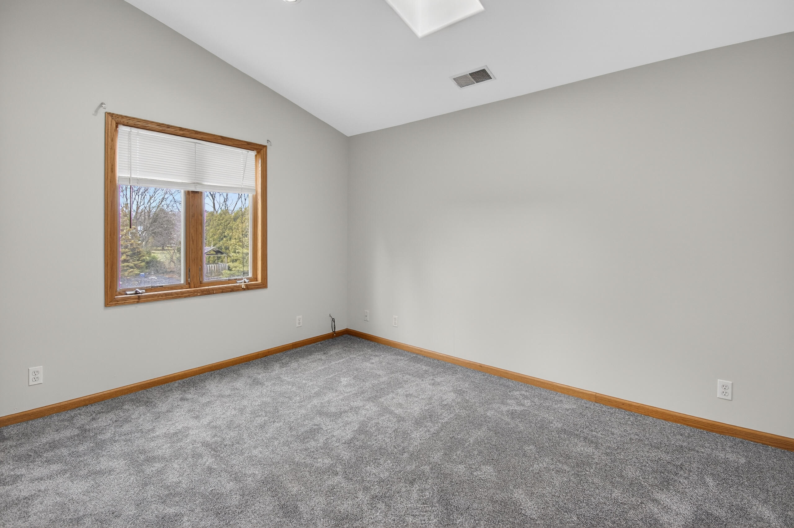 9934 28th Avenue Pleasant Prairie, WI 53158 - Photo 21 of 44 Upper bedroom