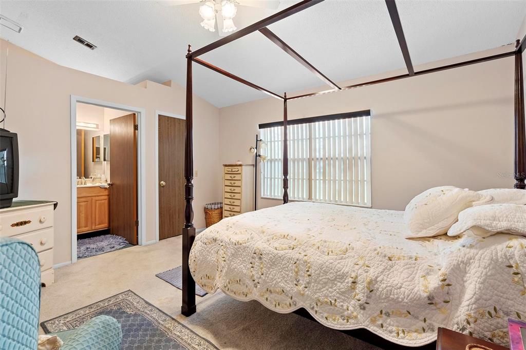 2573 Delaware Road Deltona, FL 32738 - Photo 5 of 31 primary bedroom