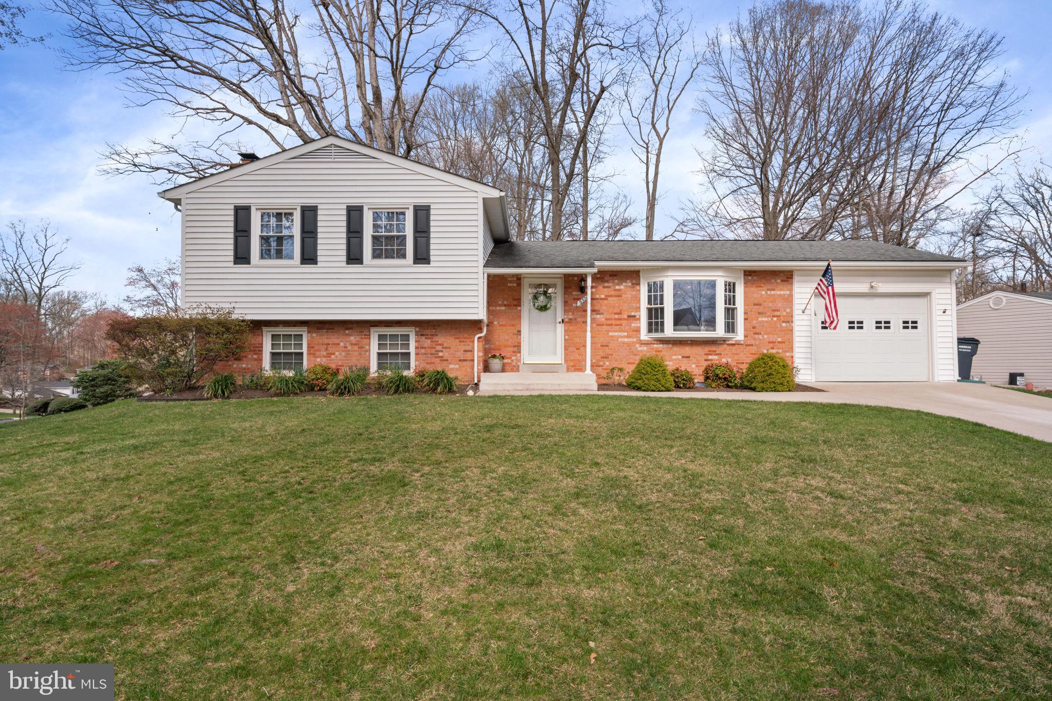 6520 Greenview Lane Springfield, VA 22152 - Photo 2 of 47 Gallery Image 2