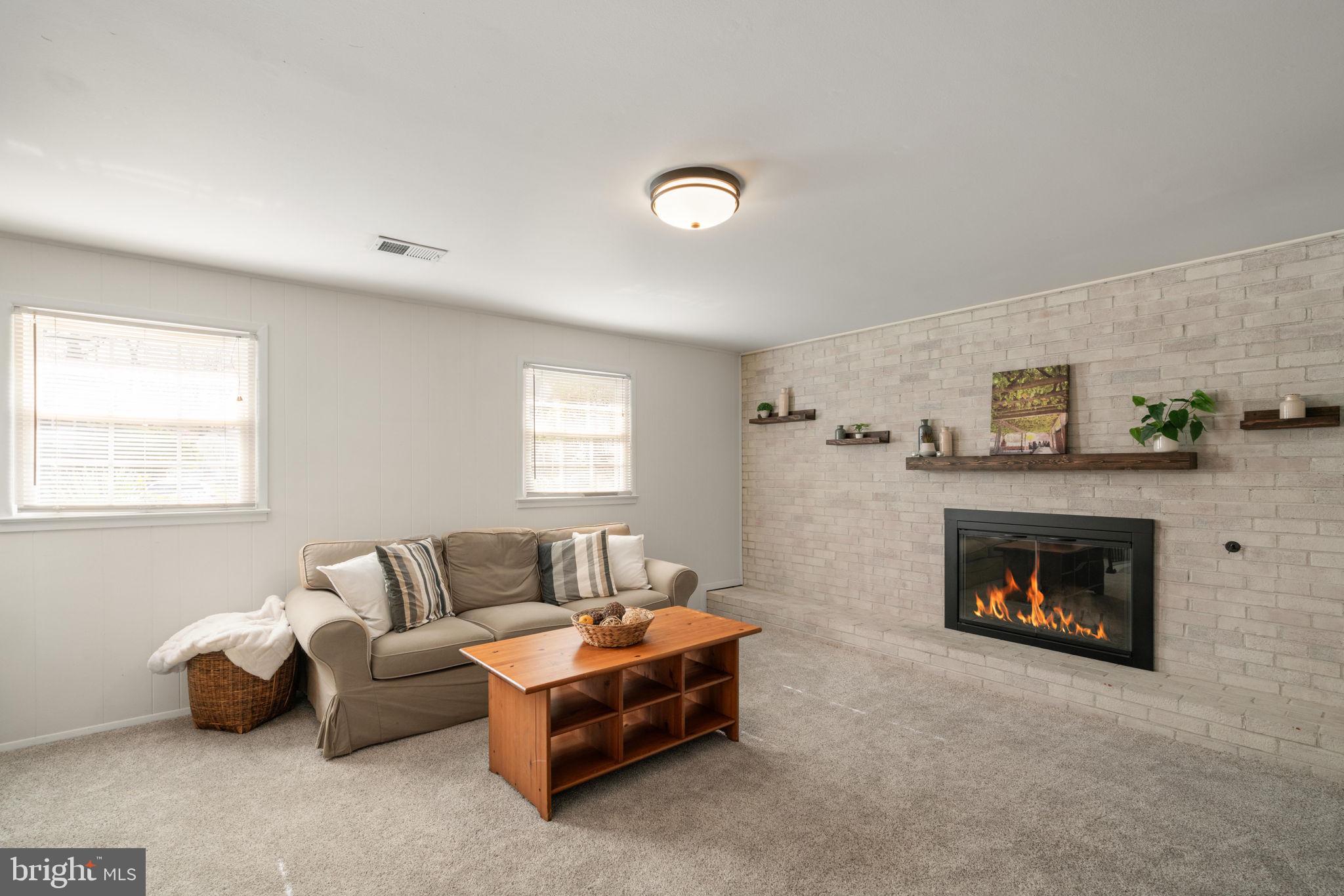 6520 Greenview Lane Springfield, VA 22152 - Photo 30 of 47 Gallery Image 30