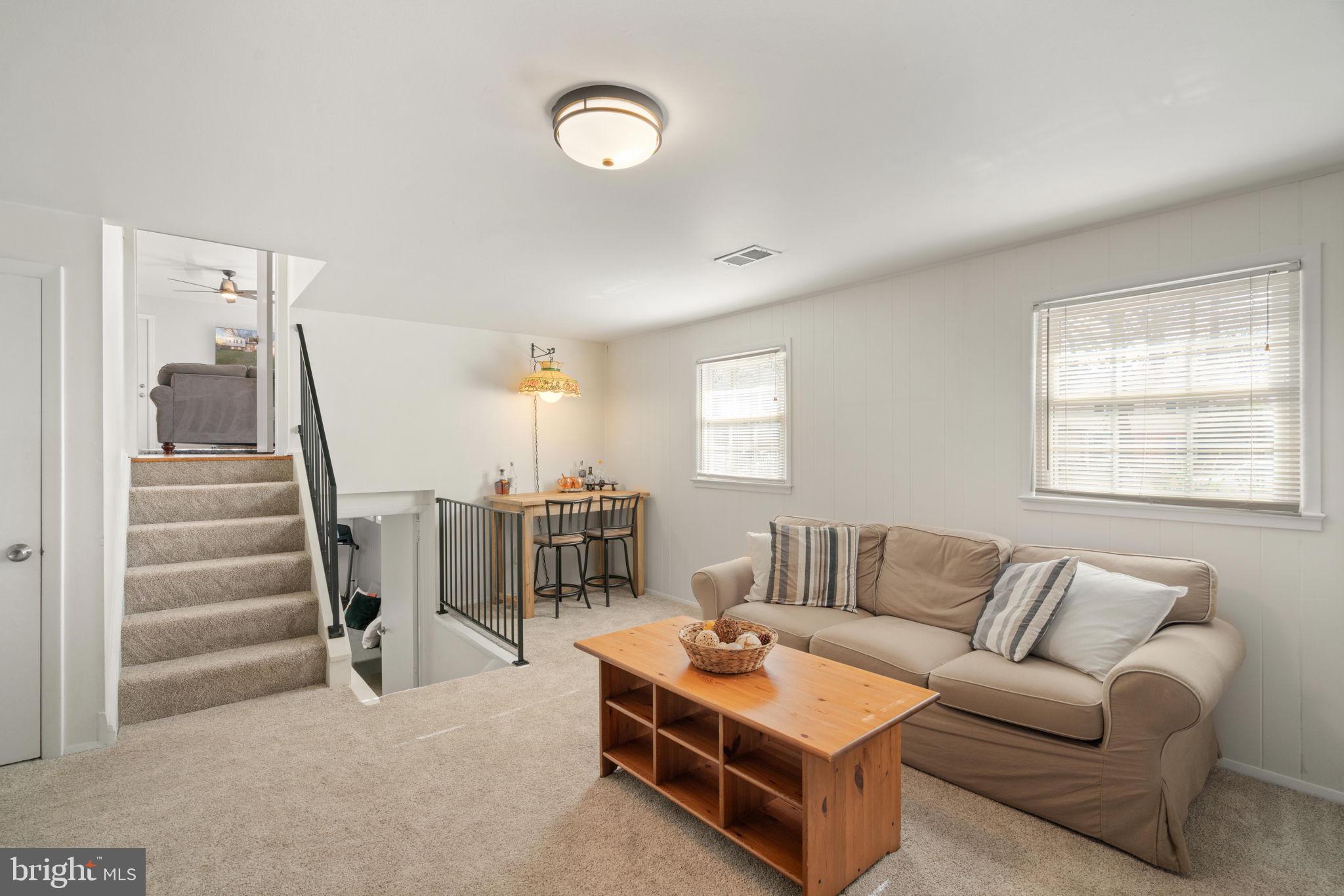 6520 Greenview Lane Springfield, VA 22152 - Photo 33 of 47 Gallery Image 33