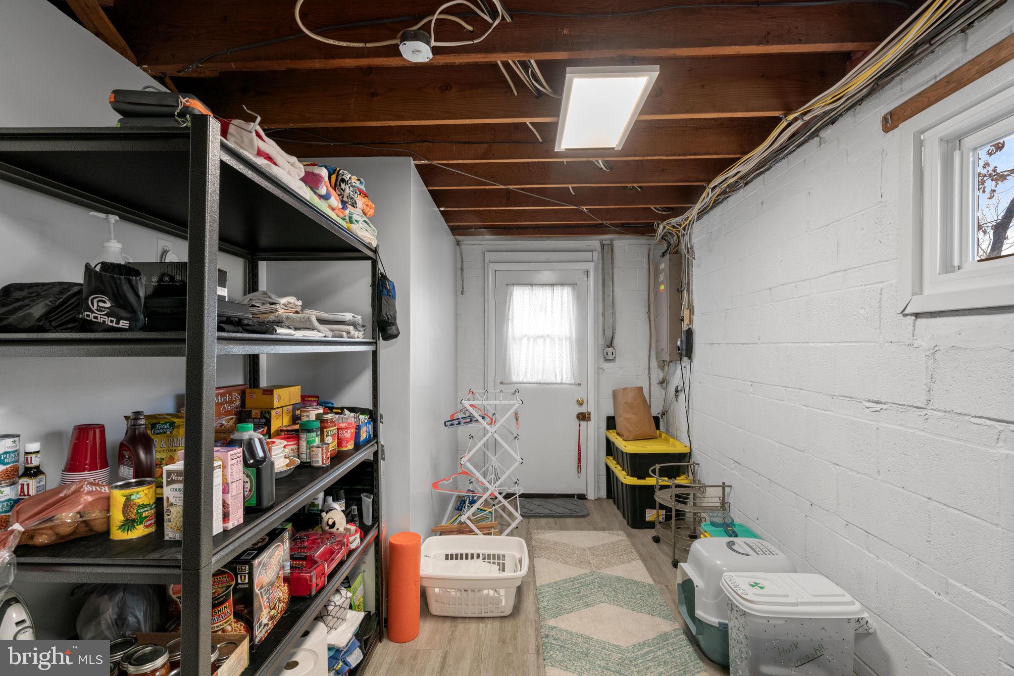 6520 Greenview Lane Springfield, VA 22152 - Photo 40 of 47 Gallery Image 40