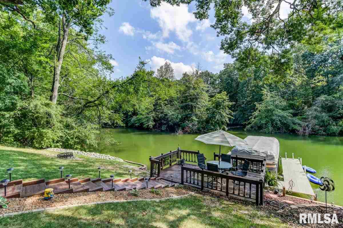 740 Persimmon Road Petersburg, IL 62675 - Photo 34 of 36 Gallery Image 34