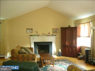 722 Swade Road Glenside, PA 19038 - Photo 4 of 6 Living Room