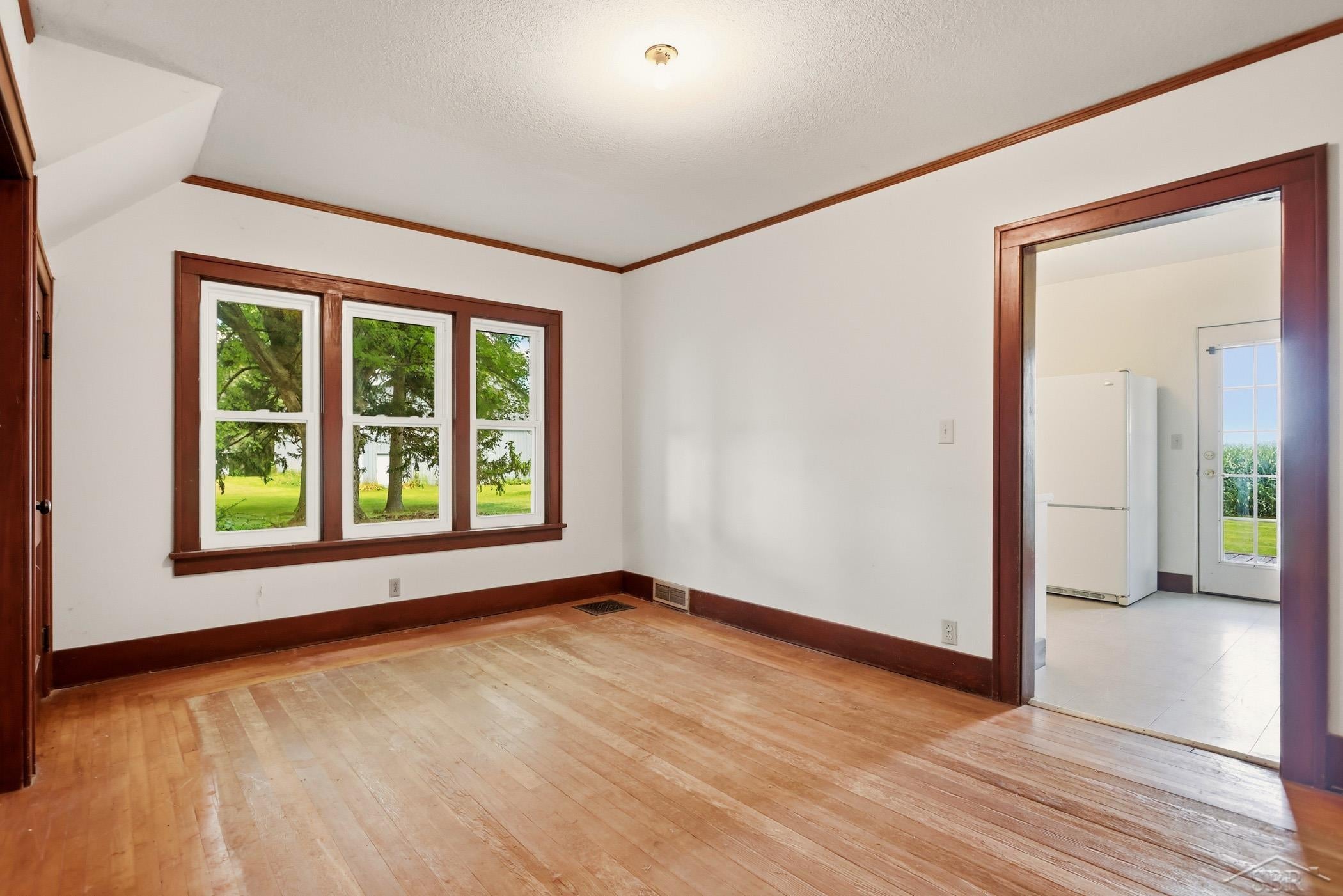 2775 Thayer Road Freeland, MI 48623 - Photo 14 of 32 Gallery Image 14
