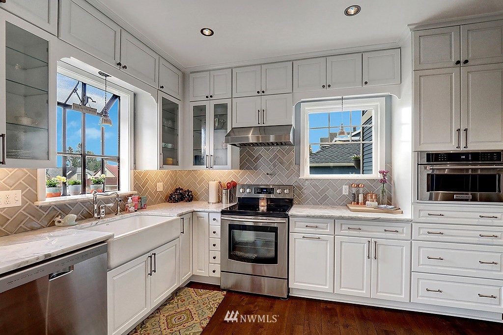 339 North 80th Street Seattle, WA 98103 - Photo 6 of 17 Gallery Image 6
