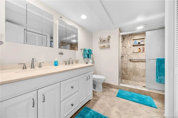 $287,000 | 1800 Southeast St Lucie Boulevard, Unit 9102, Stuart, FL 34996