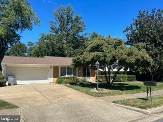 2120 Docket Lane Vienna, VA 22181 - Photo 2 of 28 Attached front entry 2 car garage