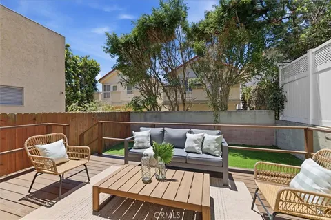 $1,350,000 | 1609 Carver Street, Redondo Beach, CA 90278