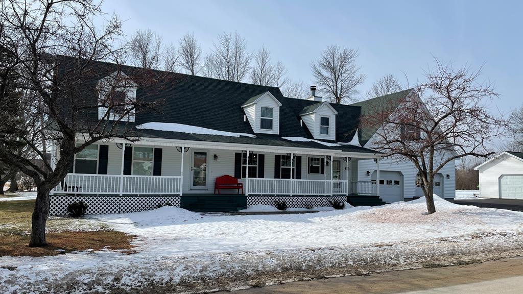 14 Priscilla Lane Rouses Point, NY 12979 - Photo 1 of 71