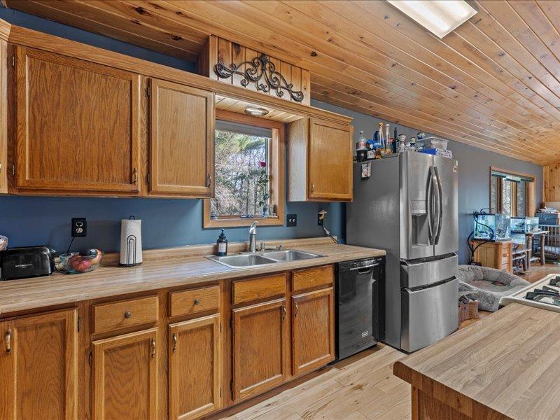11241 County Road 77 Southwest Pillager, MN 56473 - Photo 13 of 55