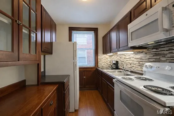 $675,000 | 4626 Shenandoah Avenue, St. Louis, MO 63110