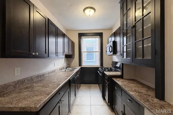 $675,000 | 4626 Shenandoah Avenue, St. Louis, MO 63110