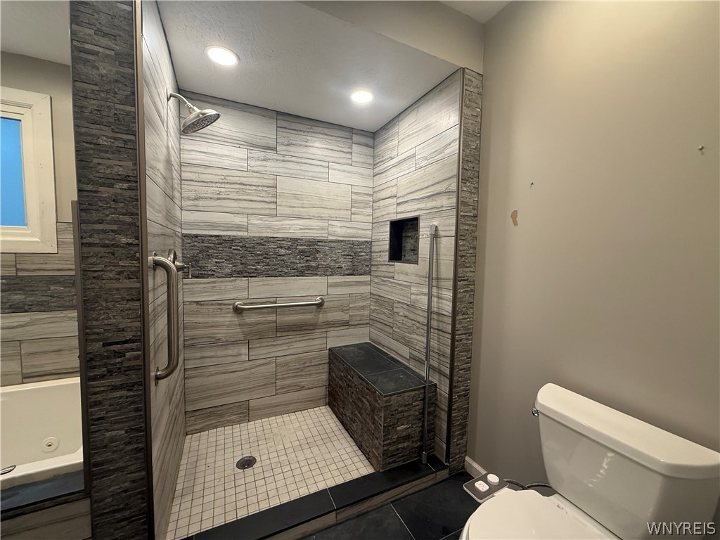 112 Carmel Road Buffalo, NY 14214 - Photo 11 of 29 Gallery Image 11