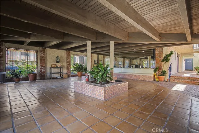 $525,000 | 11550 Nebraska Avenue, Unit 216, Los Angeles, CA 90025