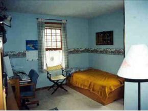 46 Pemberton Road Nashua, NH 03063 - Photo 5 of 8 Gallery Image 5