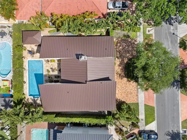 $995,500 | 16828 Northwest 83rd Place, Miami Lakes, FL 33016
