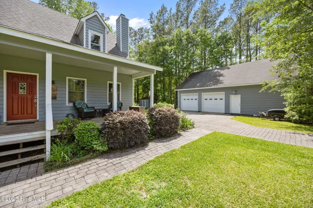 $524,900 | 102 Autumn Court, Rocky Point, NC 28457