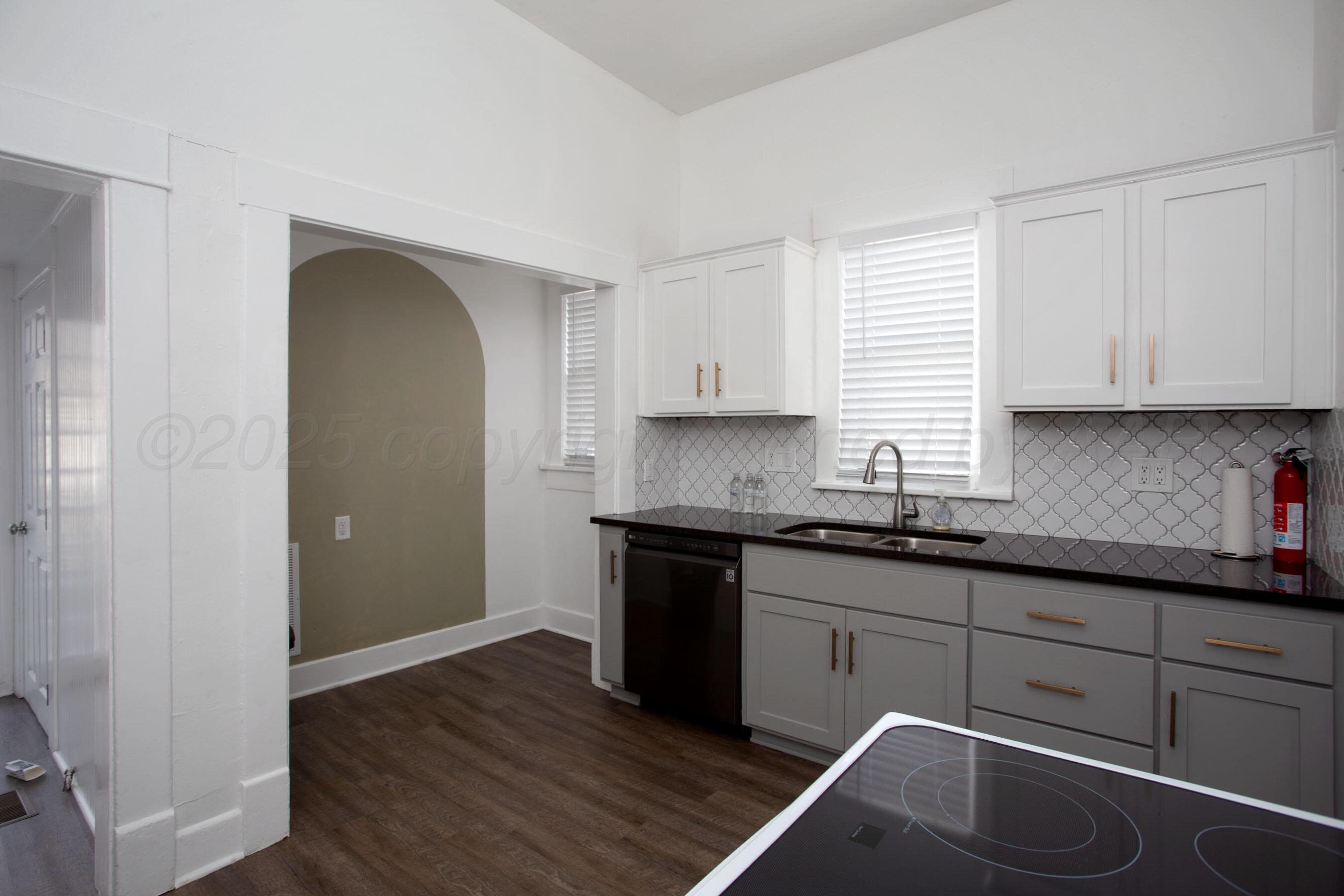 1906 South Tyler Street Amarillo, TX 79109 - Photo 12 of 27 7