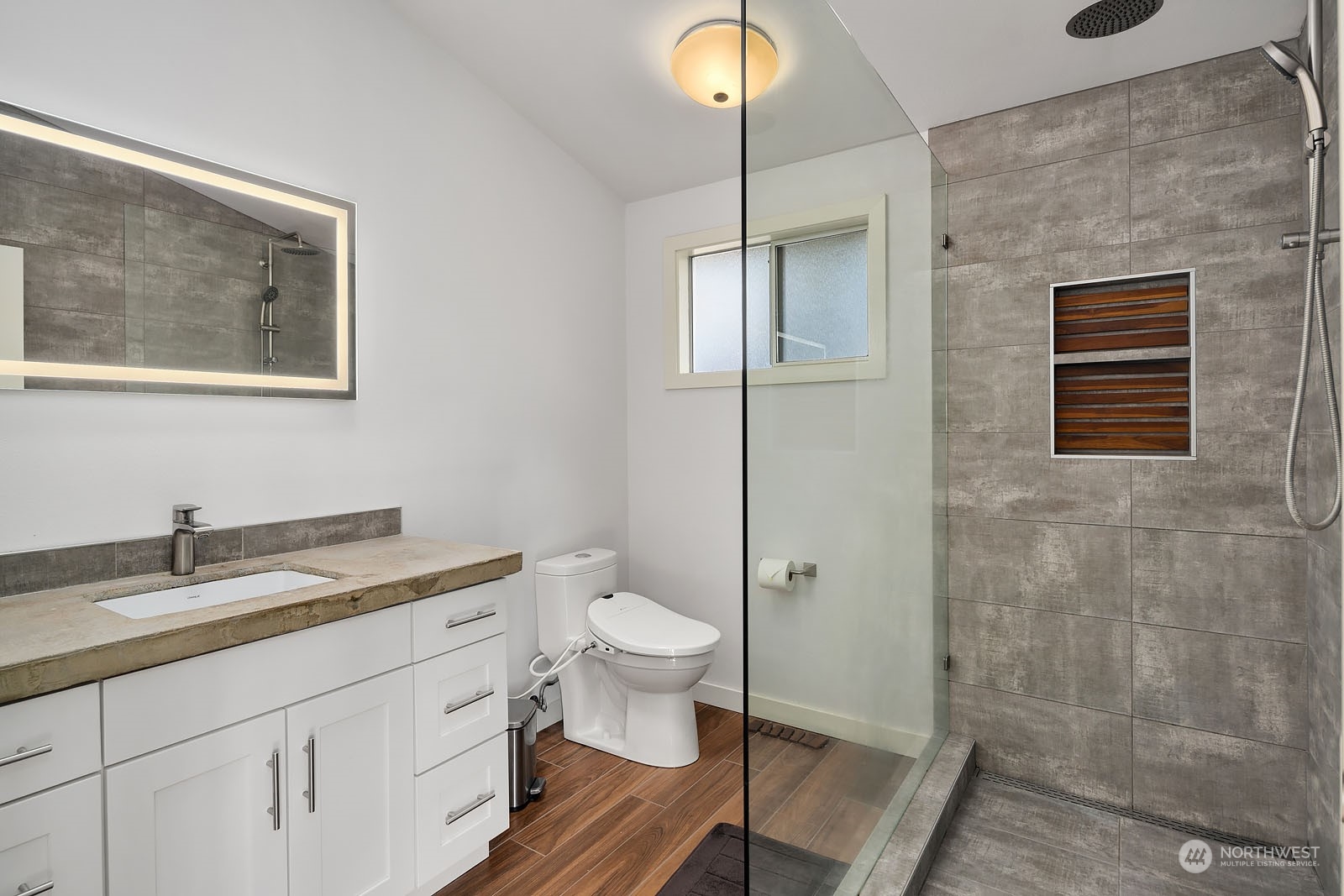 2212 Elma Avenue Northeast Renton, WA 98059 - Photo 19 of 35 Gallery Image 19