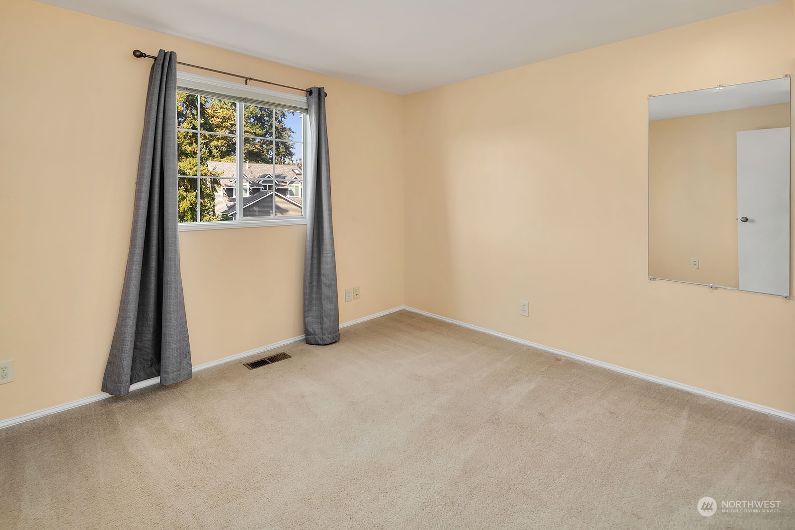 2212 Elma Avenue Northeast Renton, WA 98059 - Photo 22 of 35 Gallery Image 22