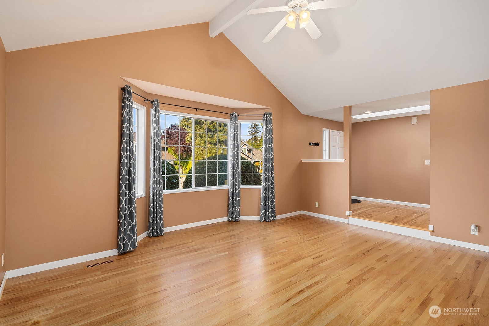 2212 Elma Avenue Northeast Renton, WA 98059 - Photo 6 of 35 Gallery Image 6