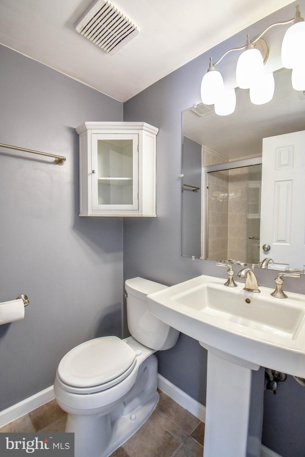 11611 Stoneview Square, Unit 11C Reston, VA 20191 - Photo 16 of 27 Remodeled master bath