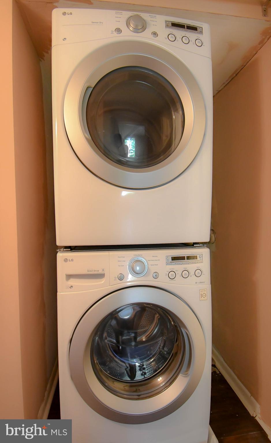 11611 Stoneview Square, Unit 11C Reston, VA 20191 - Photo 26 of 27 Full size stacked front load washer/dryer