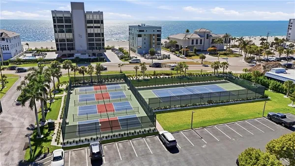 $635,000 | 26131 Hickory Boulevard, Unit 4D, Bonita Springs, FL 34134