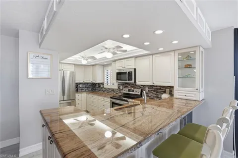 $635,000 | 26131 Hickory Boulevard, Unit 4D, Bonita Springs, FL 34134