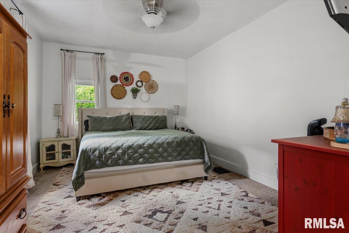 700 South English Avenue Springfield, IL 62704 - Photo 14 of 36
