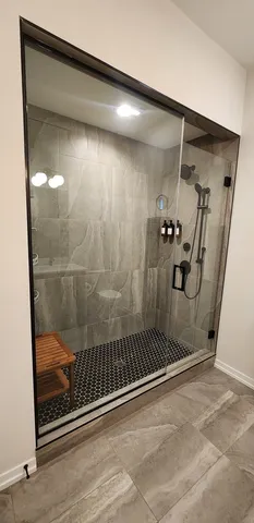 $2,695 | 4902 South St Lawrence Avenue, Unit 2, Chicago, IL 60615