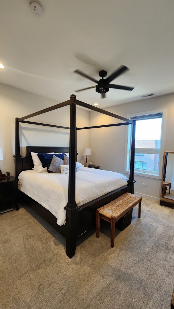 4902 South St Lawrence Avenue, Unit 2 Chicago, IL 60615 - Photo 9 of 11