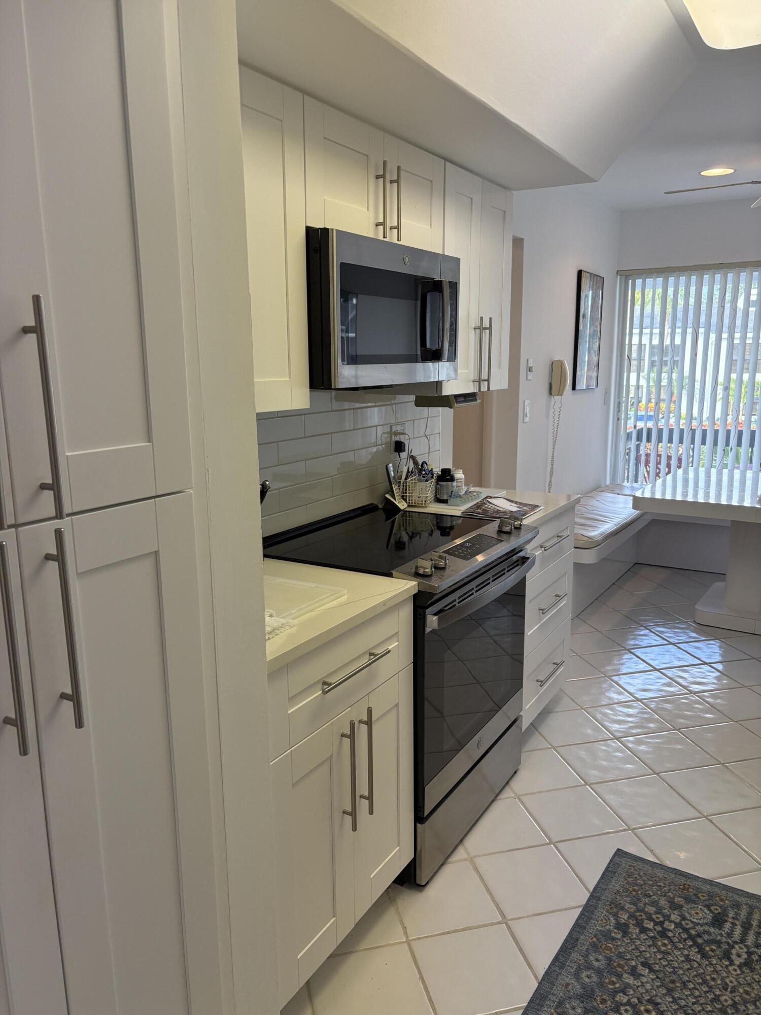 7759 Lakeside Boulevard, Unit G804 Boca Raton, FL 33434 - Photo 6 of 16 IMG_0991