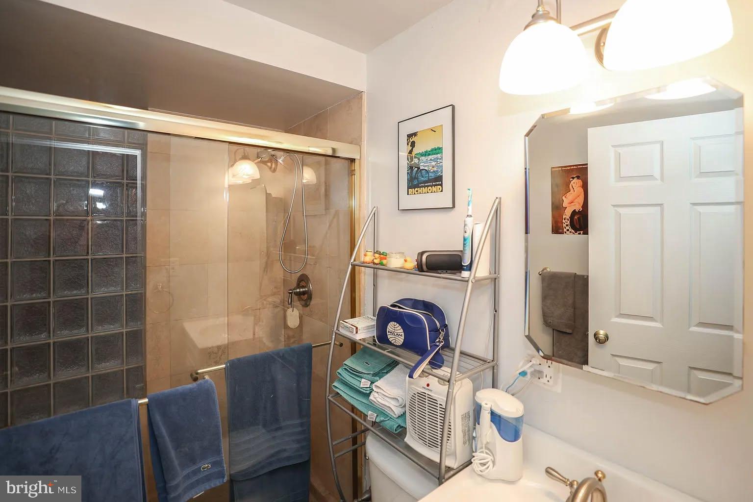 1451 W Street Northwest, Unit B Washington, DC 20009 - Photo 6 of 9 bathroom