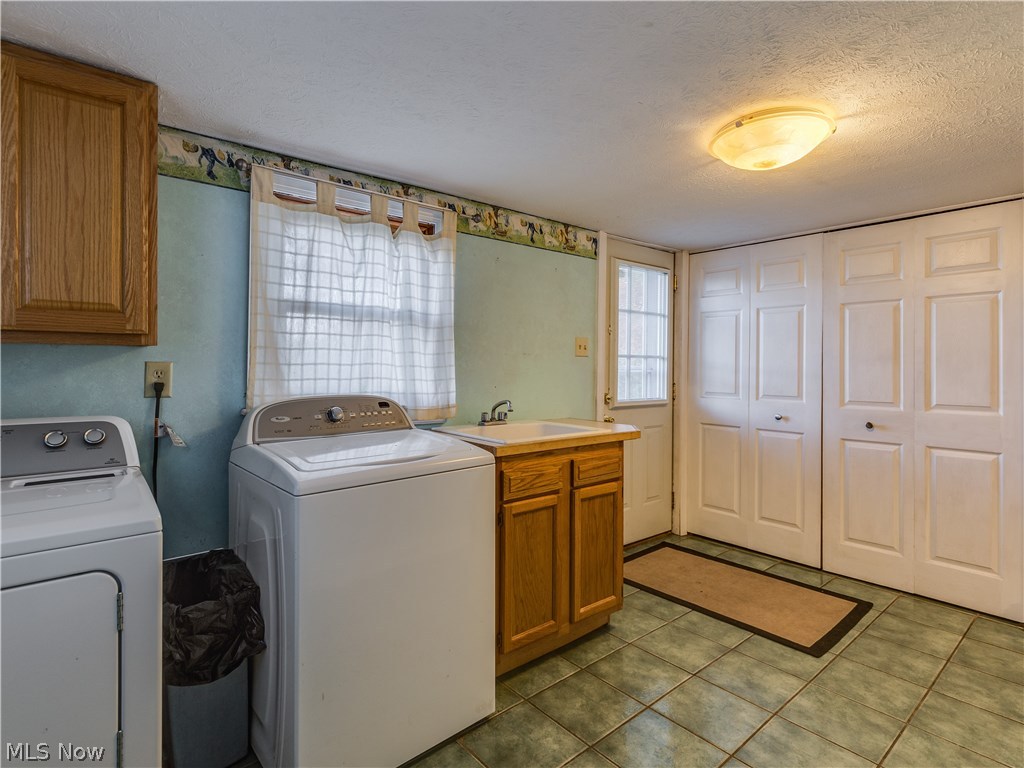 807 Randolph Road Mogadore, OH 44260 - Photo 13 of 32 Gallery Image 13