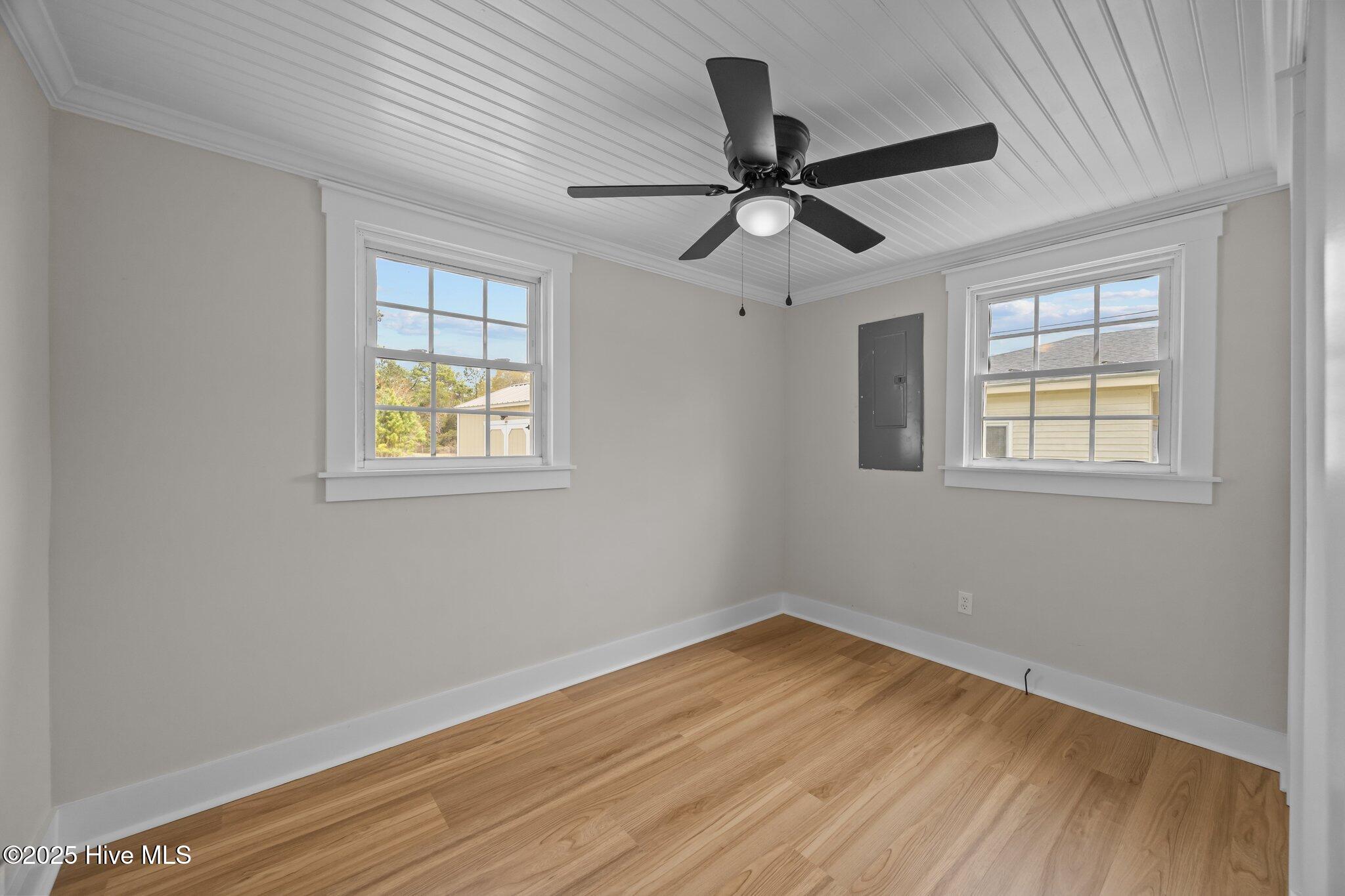 461 Old Folkstone Road Holly Ridge, NC 28445 - Photo 14 of 38 32-web-or-mls-IMG_2408