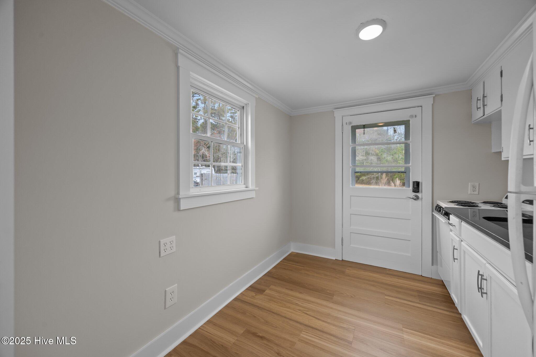 461 Old Folkstone Road Holly Ridge, NC 28445 - Photo 7 of 38 25-web-or-mls-IMG_2351