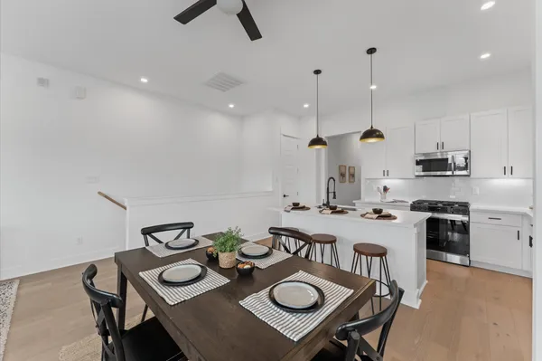 $319,900 | 3011 Jensen Drive, Houston, TX 77026