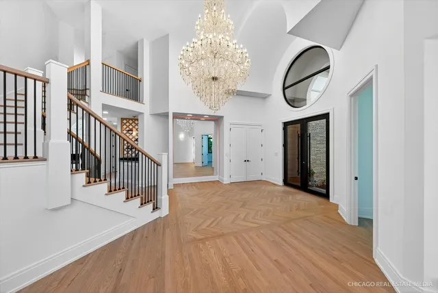 $2,650,000 | 9427 Falling Waters Drive West, Burr Ridge, IL 60527