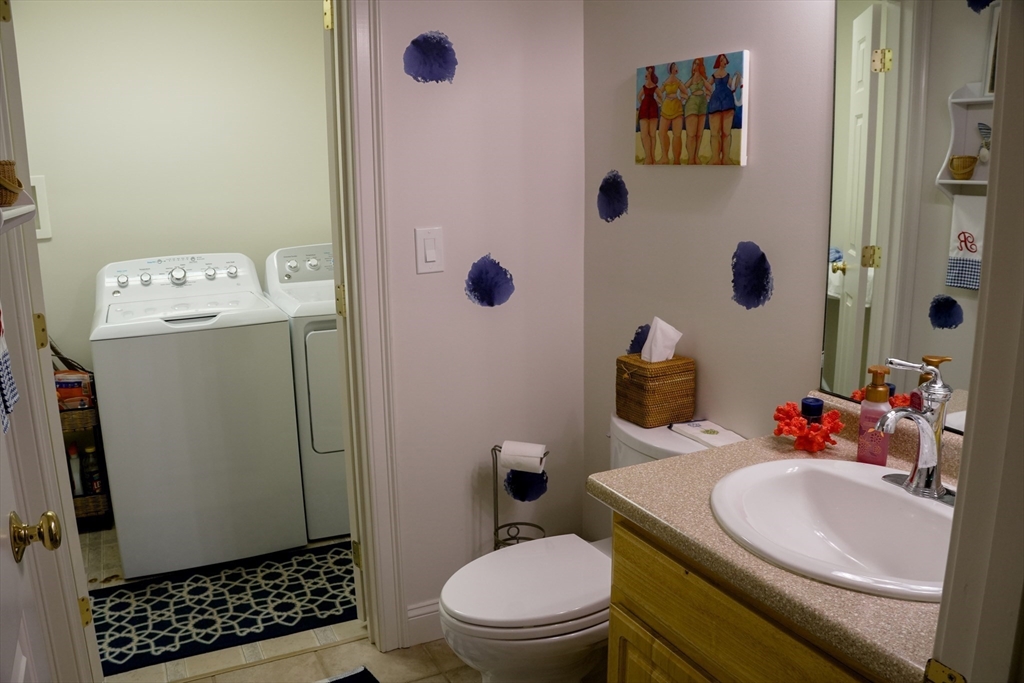 135 Beach Road, Unit D4 Salisbury, MA 01952 - Photo 9 of 16 Gallery Image 9
